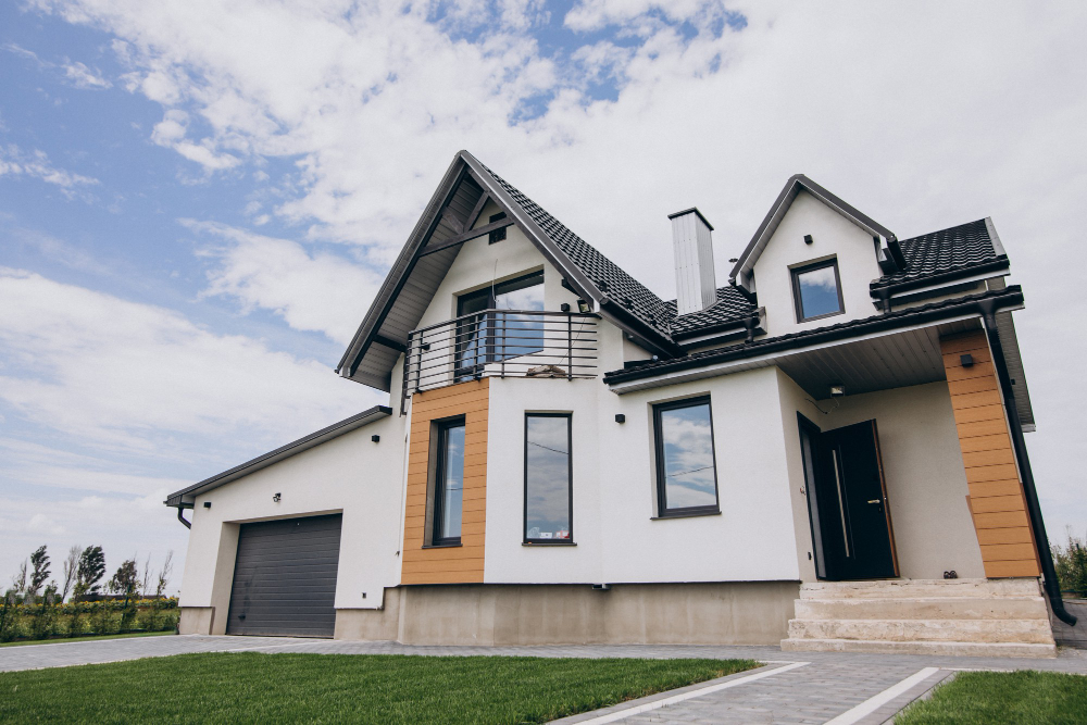 60a64859bc4b0_house-isolated-in-the-field.jpg